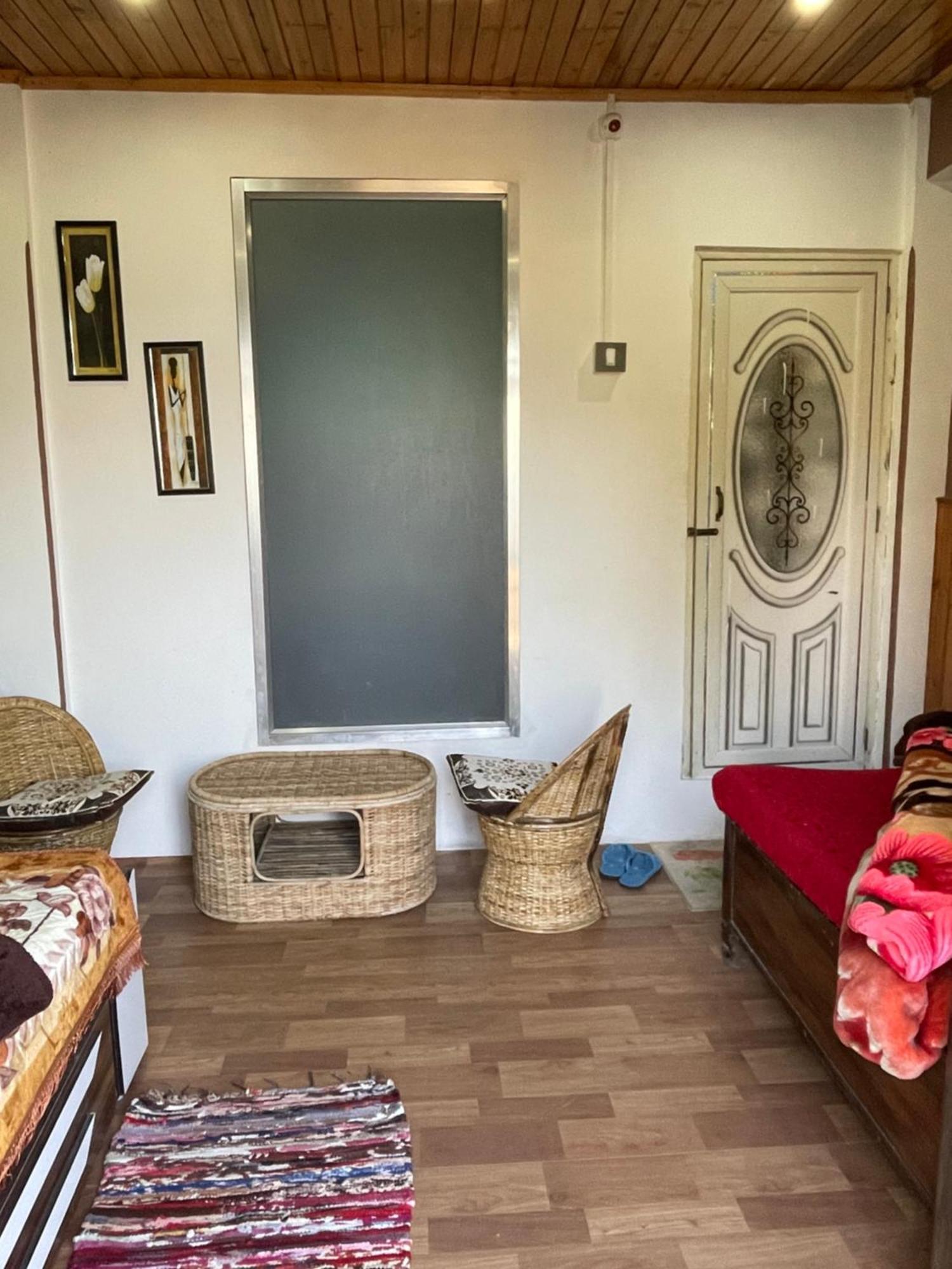 Munglan Homestay Darjeeling  Eksteriør billede